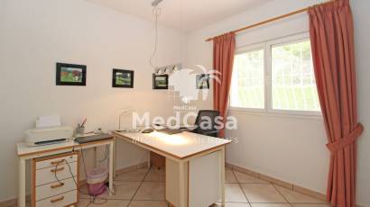 Resale - Villa -
Moraira - Cometa