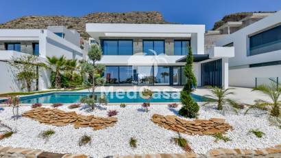 Obra nueva - Villa -
Finestrat