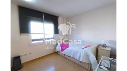 Resale - Penthouse -
Roldan