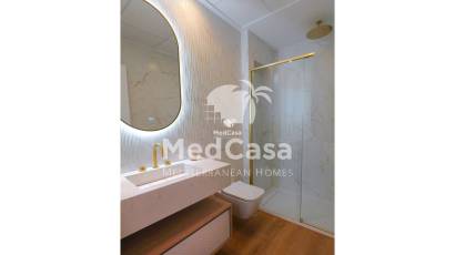 Obra nueva - Apartamento -
La Manga