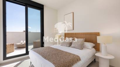 Obra nueva - Villa -
Los Alcázares