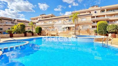 Wiederverkauf - Eckreihenhaus -
Orihuela Costa - Villamartín