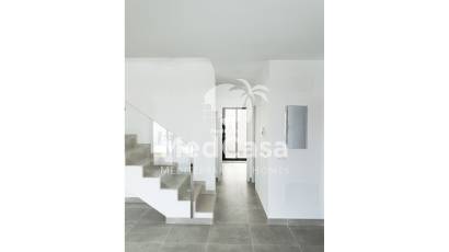 Obra nueva - Villa -
Polop de La Marina