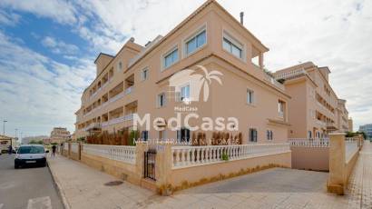 Resale - Ground floor apartment -
Orihuela Costa - Los dolses