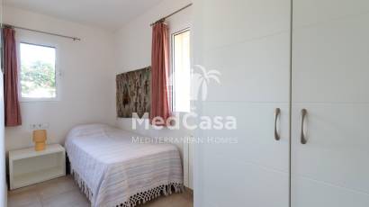 Resale - Villa -
Moraira - Benimeit