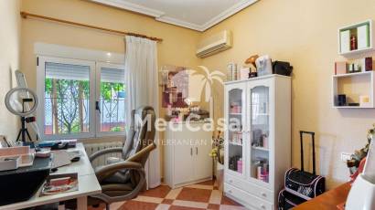Wiederverkauf - Villa -
Orihuela Costa - Campoamor