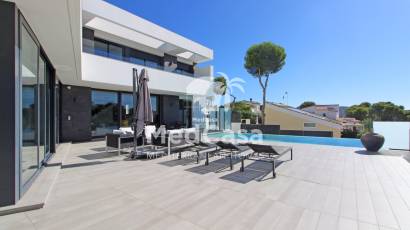 Resale - Villa -
Moraira - Pinar de l'Advocat