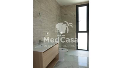 Obra nueva - Villa -
Polop de La Marina