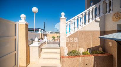 Resale - Villa -
Orihuela Costa - Los Altos