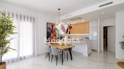 Obra nueva - Villa -
Polop de La Marina