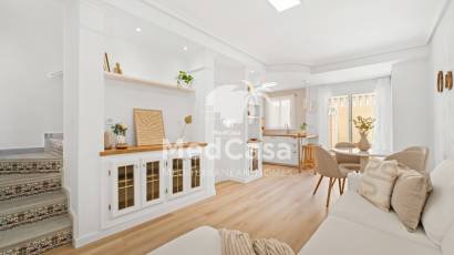 Resale - Townhouse -
Orihuela Costa - Las Filipinas