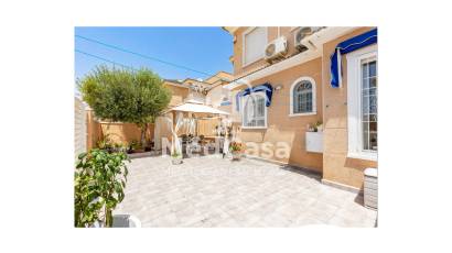 Resale - Ground floor apartment -
Orihuela Costa