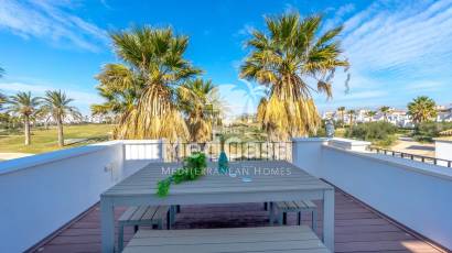 Resale - Corner Townhouse -
Balsicas