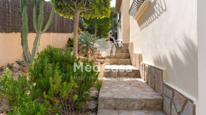 Resale - Villa -
Moraira - Cap Blanc