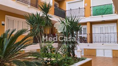 Resale - Ground floor apartment -
Formentera del Segura