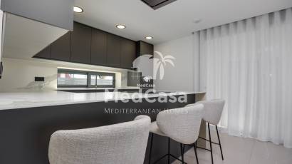 Obra nueva - Villa -
Torrevieja