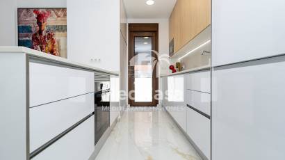 Obra nueva - Villa -
Polop de La Marina