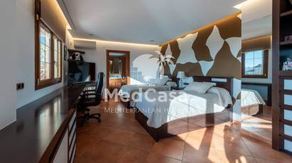 Resale - Villa -
Calpe