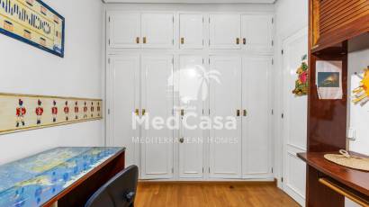 Resale - Apartment -
Torrevieja
