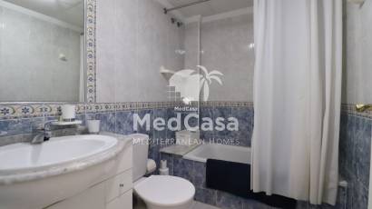 Resale - Townhouse -
Benijofar