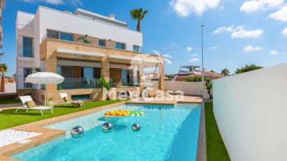 Obra nueva - Villa -
Ciudad Quesada