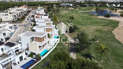 Obra nueva - Villa -
Golf Roda Golf