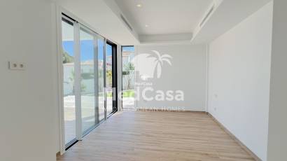 Obra nueva - Villa -
Benissa