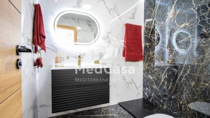 Resale - Apartment -
Torrevieja