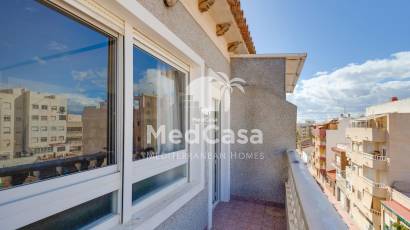 Resale - Penthouse -
Torrevieja - Centro
