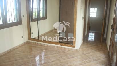 Obra nueva - Villa -
Torrevieja