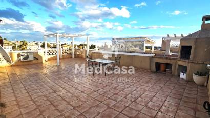 Segunda mano - Villa -
Ciudad Quesada