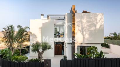 Neubau - Villa -
La Nucía