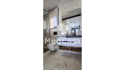 Obra nueva - Apartamento planta baja -
Golf La Finca