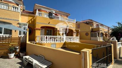Resale - Townhouse -
Orihuela Costa - La Regia