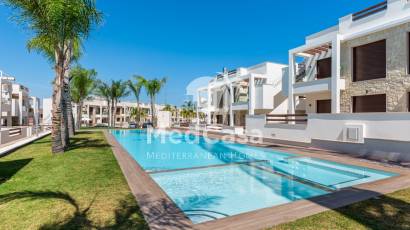 Neubau - Erdgeschosswohnung -
Torrevieja
