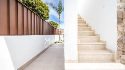 Neubau - Villa -
Roldan