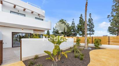 Obra nueva - Villa -
Los Alcázares