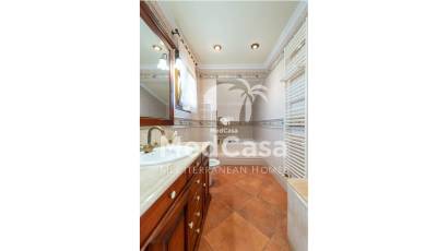 Resale - Villa -
Calpe