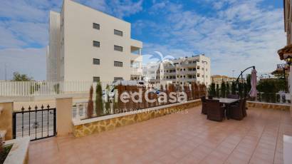 Resale - Ground floor apartment -
Orihuela Costa - Los dolses