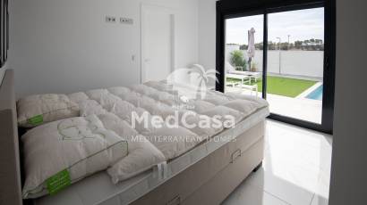 Obra nueva - Villa -
Pinar de Campoverde