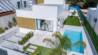 Obra nueva - Villa -
Finestrat