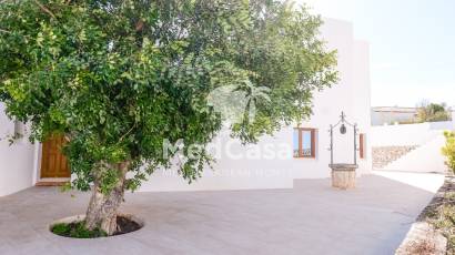 Wiederverkauf - Villa -
Moraira - Benimeit
