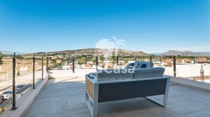 Neubau - Villa -
Golf La Finca