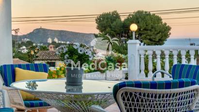 Wiederverkauf - Villa -
Moraira - Benimeit