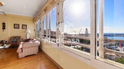 Segunda mano - Apartamento -
Torrevieja - Centro - Muelle Pesquero