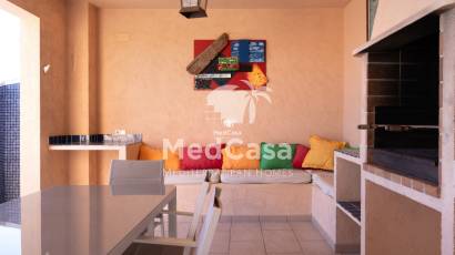 Resale - Villa -
Moraira - Benimeit