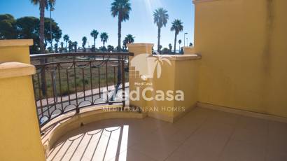 Resale - Townhouse -
Ciudad Quesada - Doña Pepa