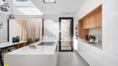 Obra nueva - Villa -
Benijofar
