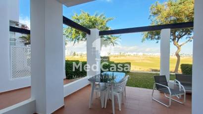 Segunda mano - Apartamento planta baja -
Roldan