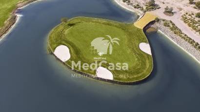 Obra nueva - Villa -
Golf Altaona